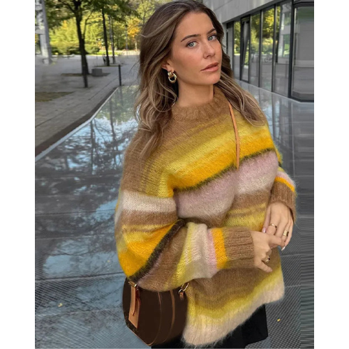 Sweter w paski - wygoda i styl bez wysiłku